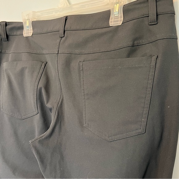 Lululemon men’s ABC pant - Picture 7 of 7